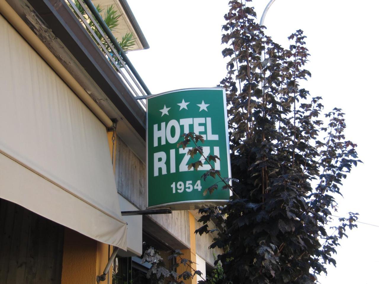 Hotel Rizzi Monticello Conte Otto ภายนอก รูปภาพ