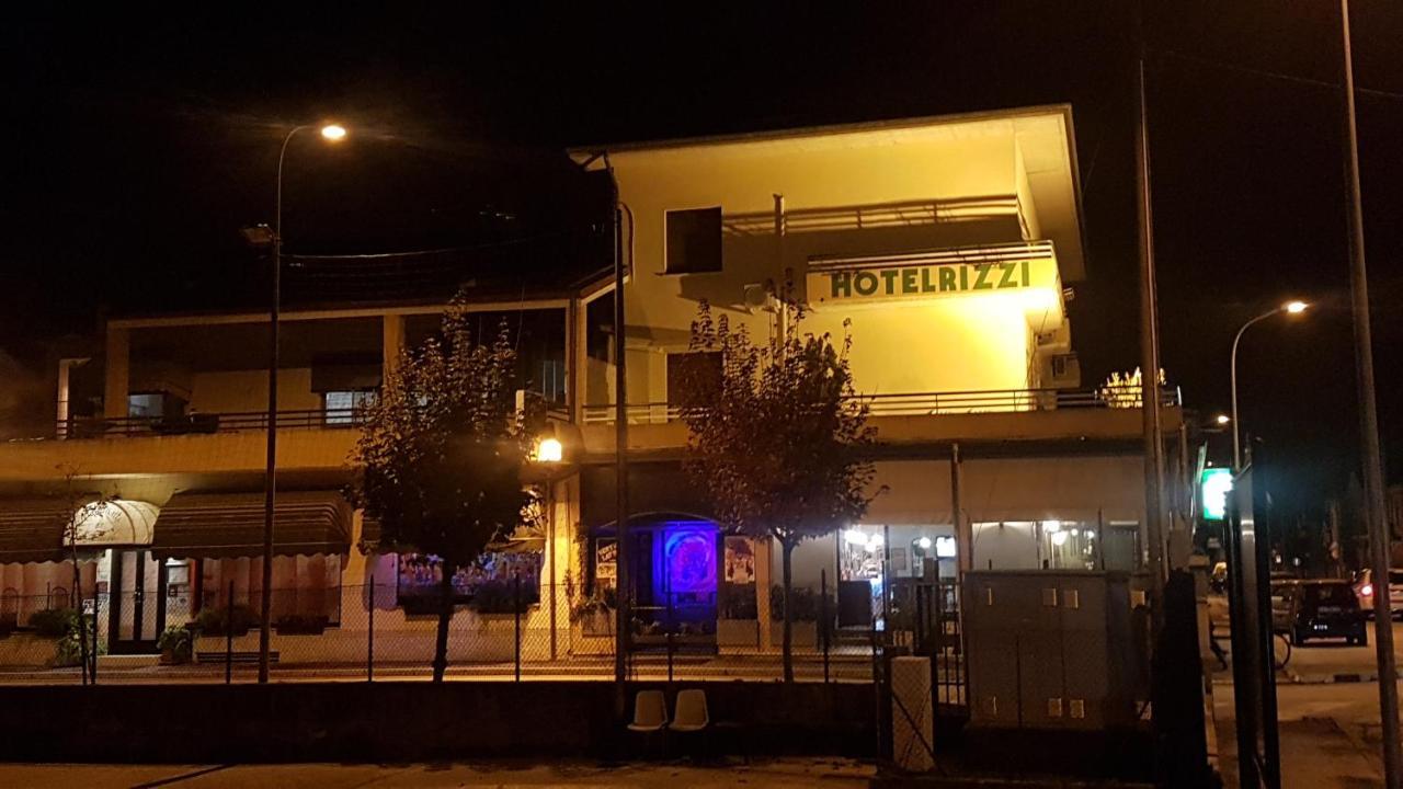 Hotel Rizzi Monticello Conte Otto ภายนอก รูปภาพ